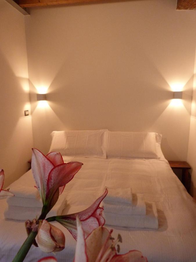 בריסל L'Auberge De L'Eclipse מראה חיצוני תמונה